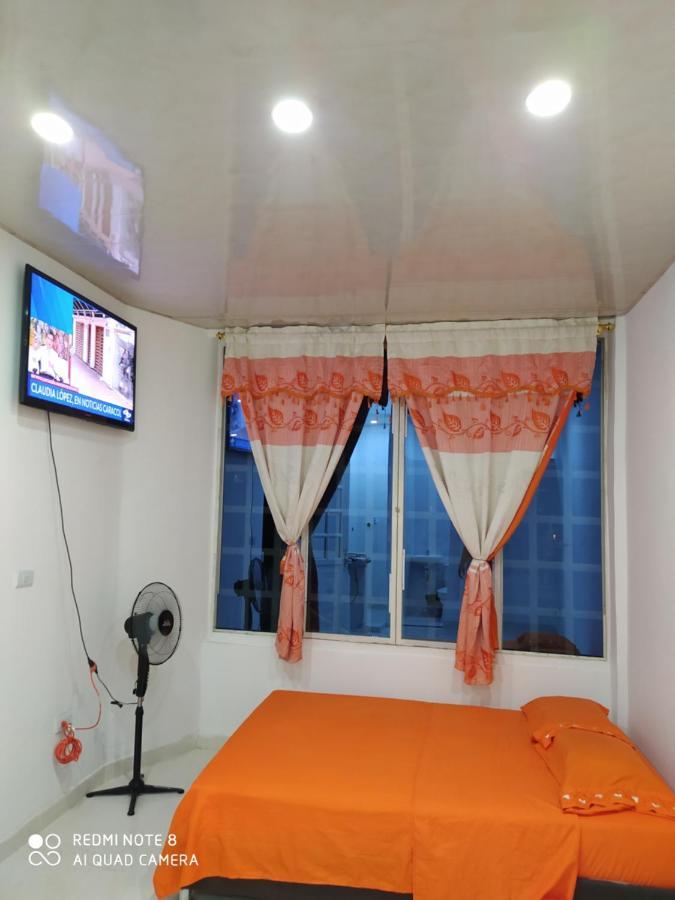 Apartaestudios El Descanso Cali Ngoại thất bức ảnh