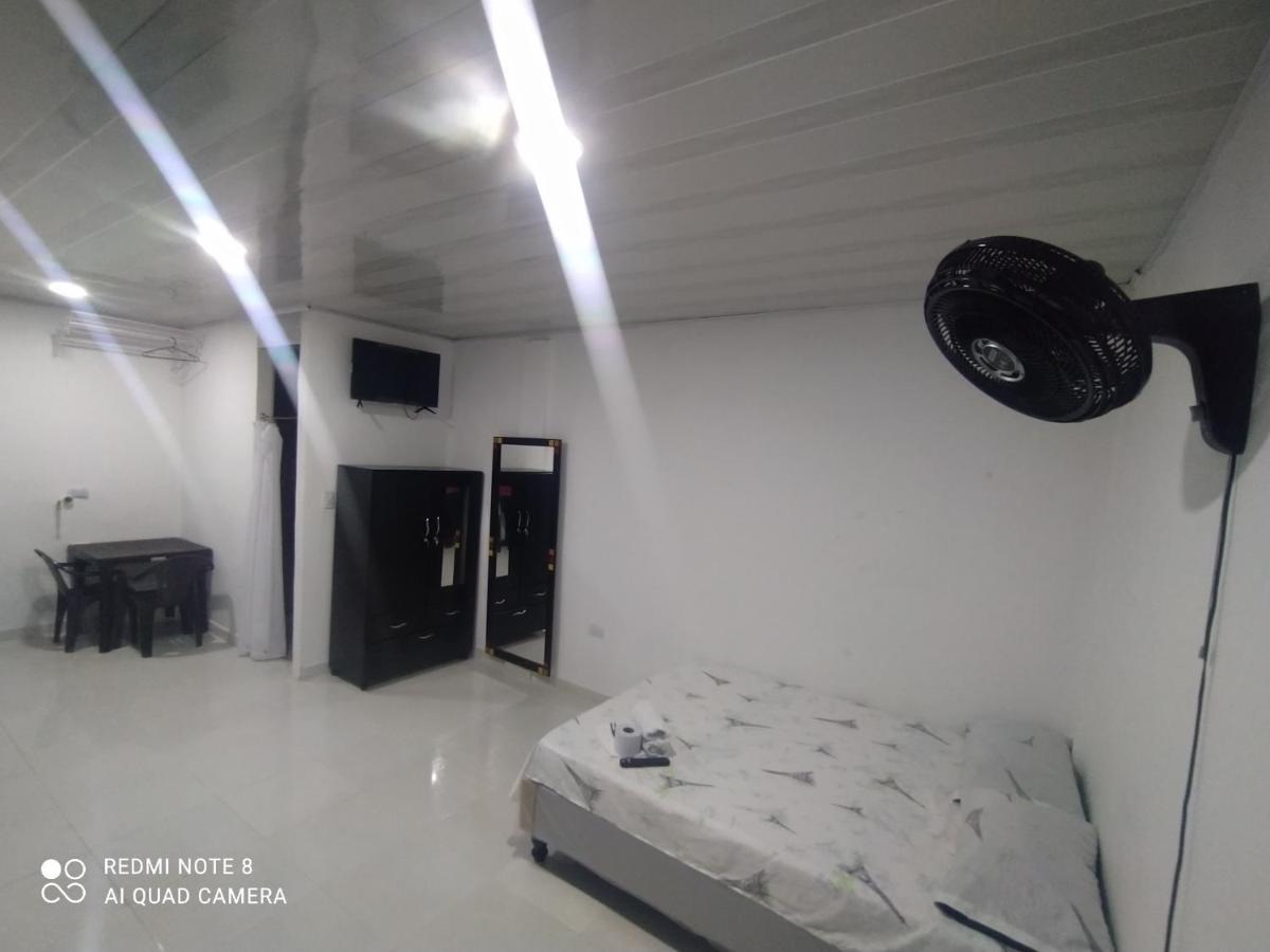 Apartaestudios El Descanso Cali Ngoại thất bức ảnh