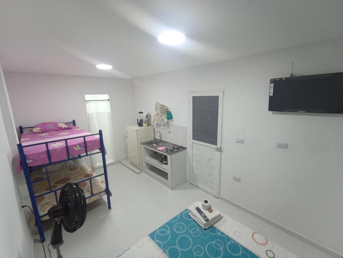 Apartaestudios El Descanso Cali Ngoại thất bức ảnh